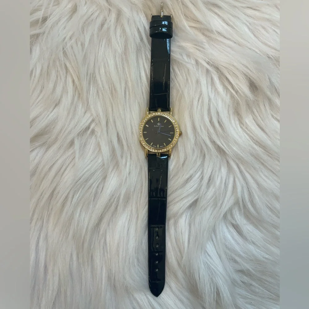 Watch - Picture 1 of 3